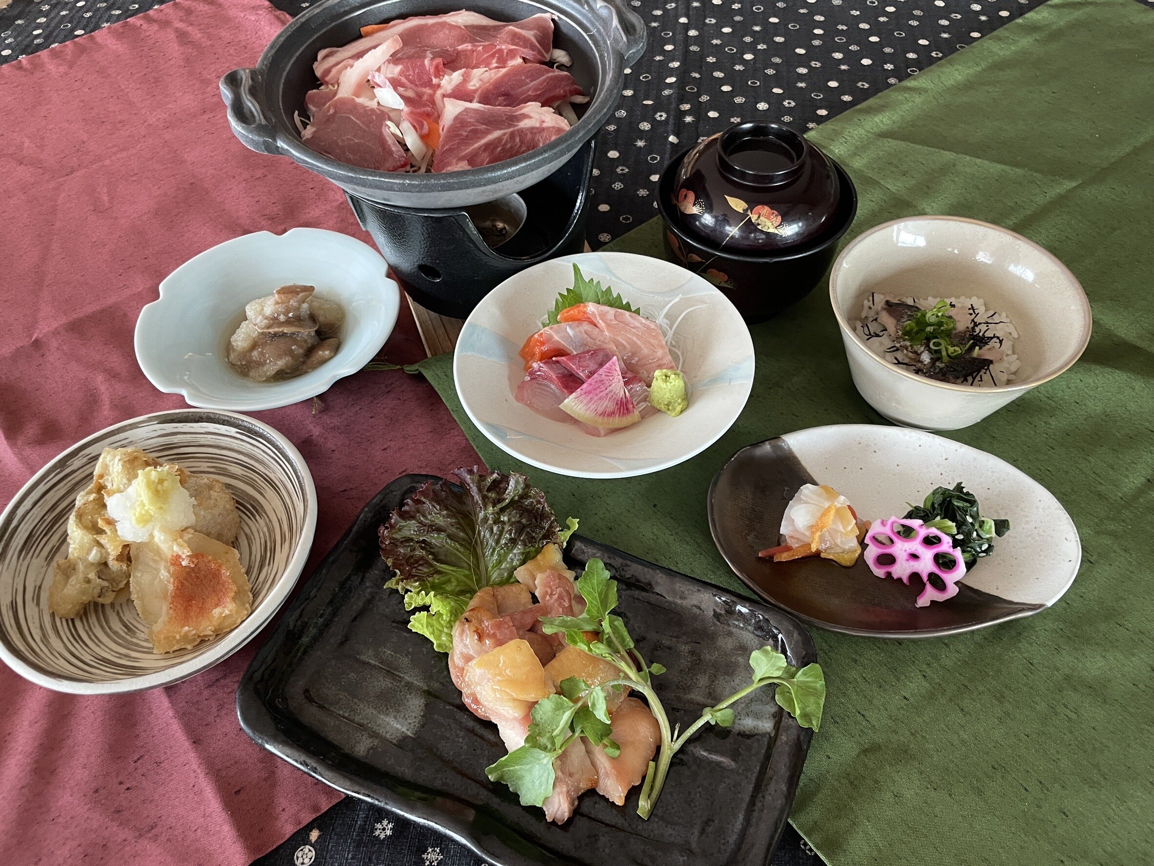 【9月】道産牛炭焼柚子おろし／秋刀魚肝醤油焼き／秋鮭竜田揚げなど「秋桜(あきざくら)コース」全10品