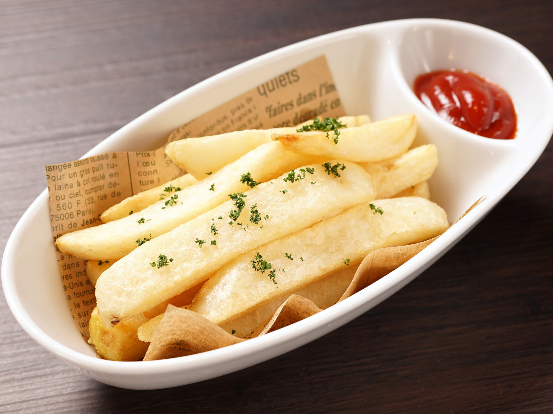 フライドポテト 594円