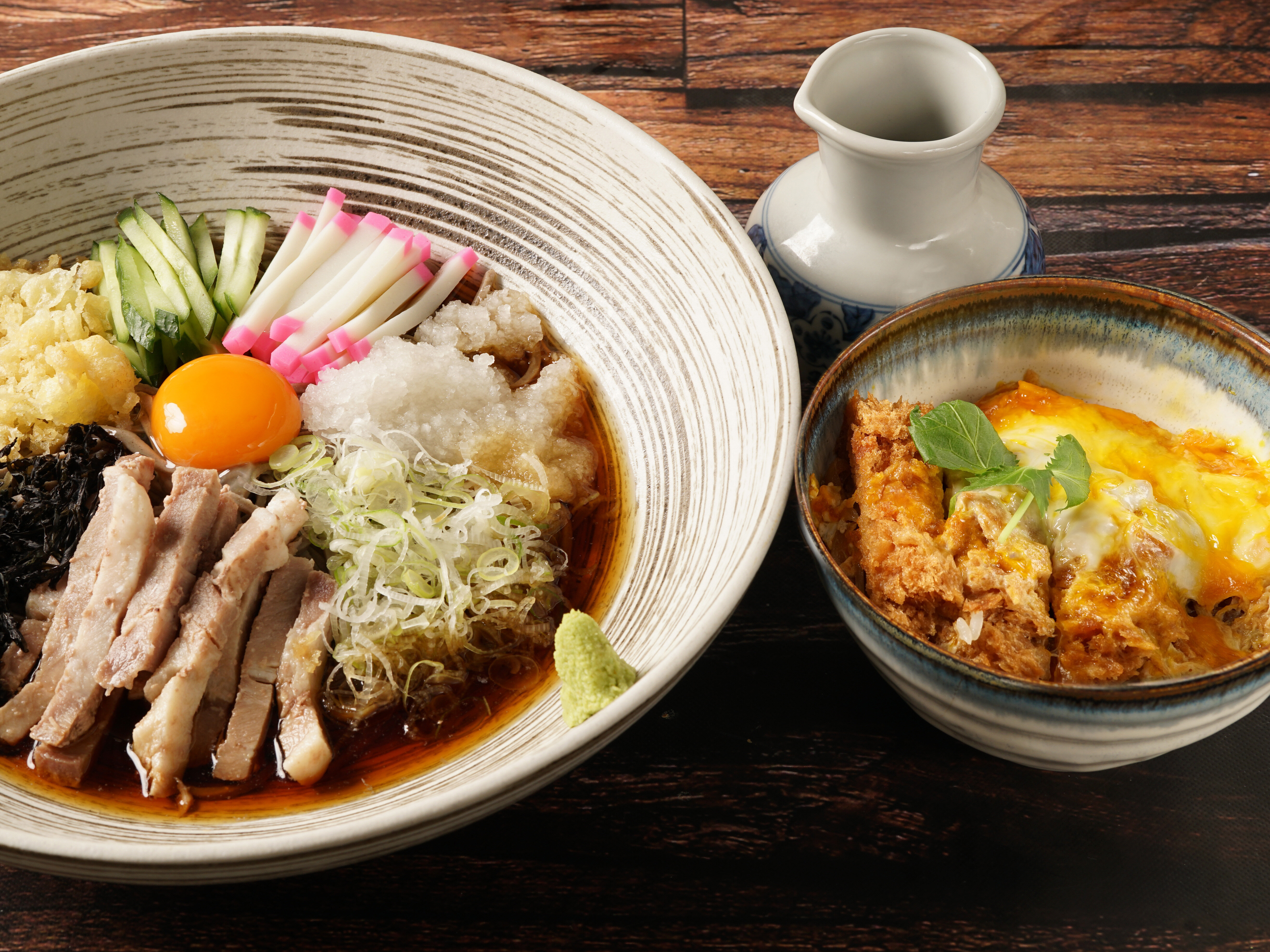 狸小路の冷やしたぬき蕎麦とミニカツ丼セット 1958円