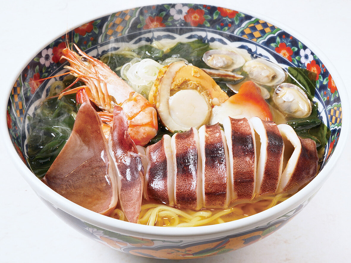 海の幸をふんだんに使った浜ちゃんラーメン！