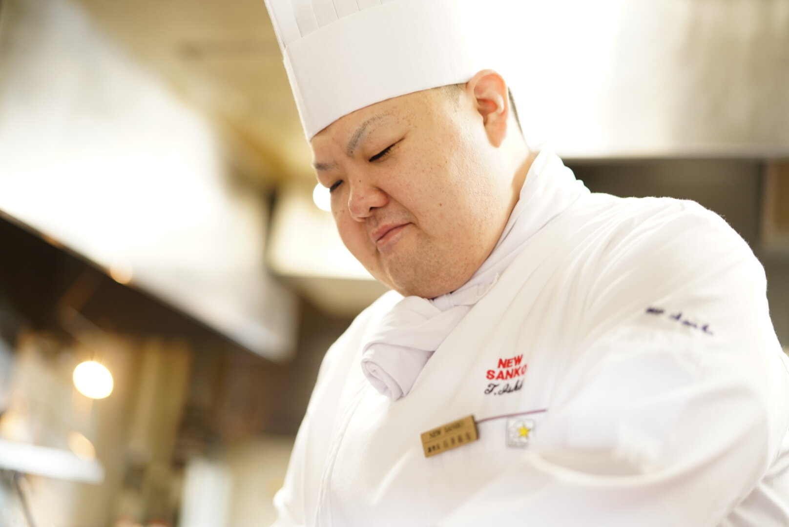 石井チーフ　仕込み中！